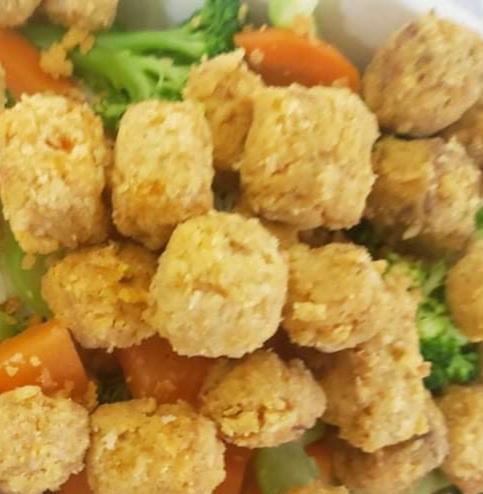 Tofu Pop-corn avec riz et légumes